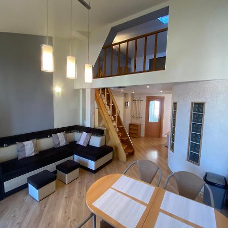דירות ז'שוב Apartament #Widokowa מראה חיצוני תמונה